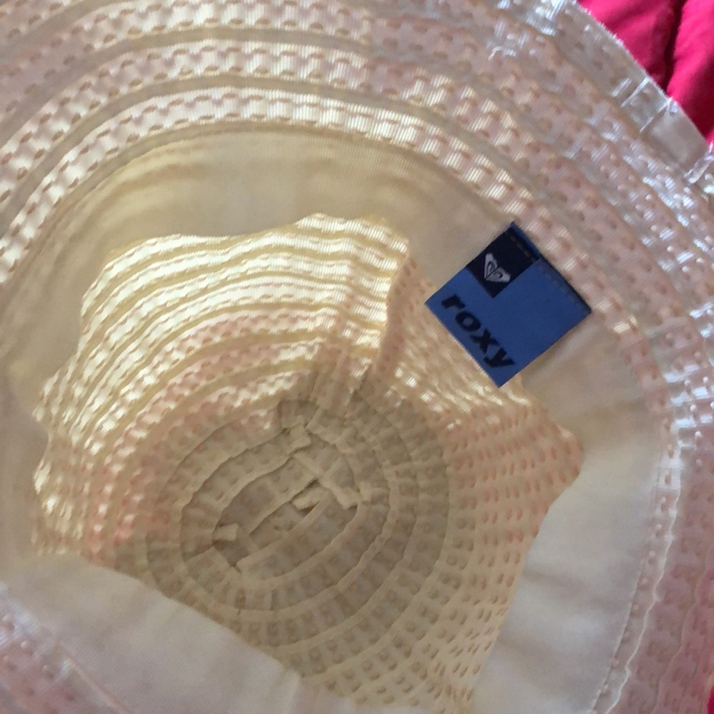 NWOT Ribbon Bucket hat Roxy - Picture 2 of 3